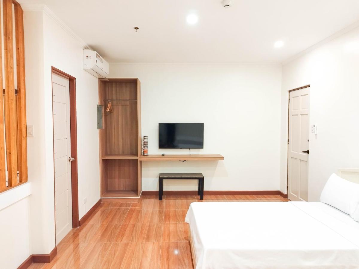 באגויו Eekos Bed And Breakfast מראה חיצוני תמונה