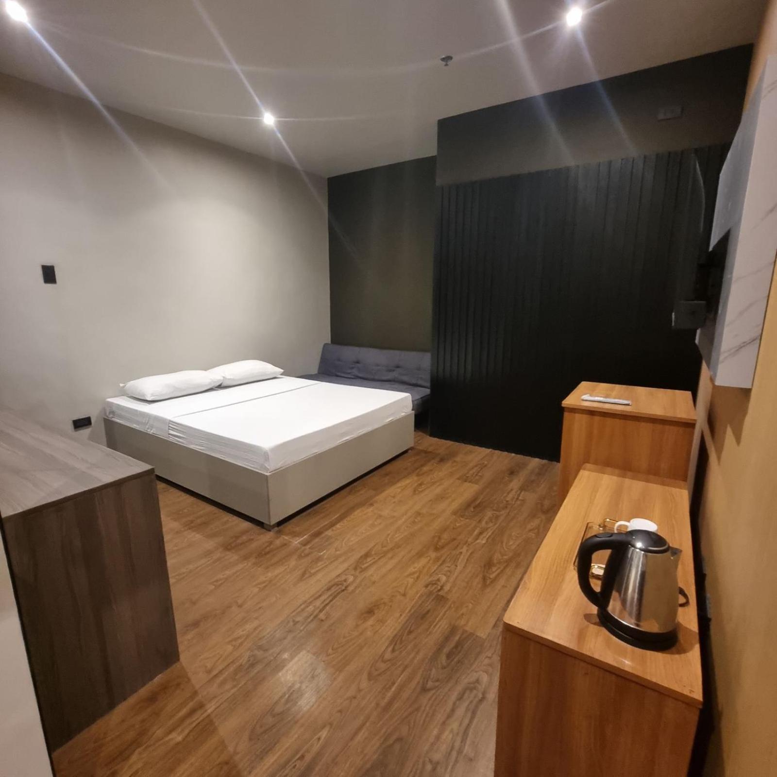 באגויו Eekos Bed And Breakfast מראה חיצוני תמונה