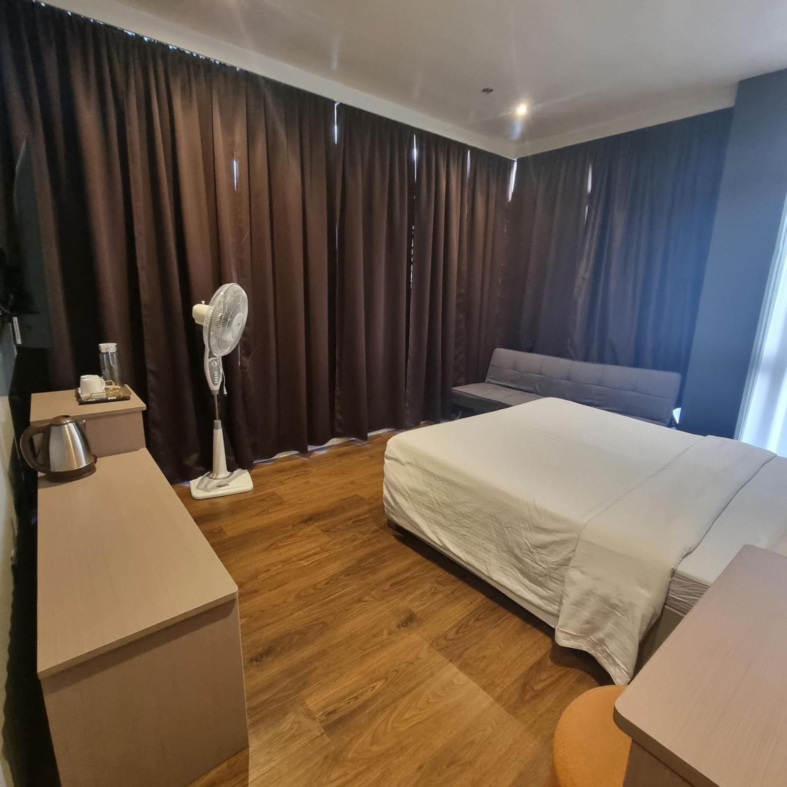 באגויו Eekos Bed And Breakfast מראה חיצוני תמונה