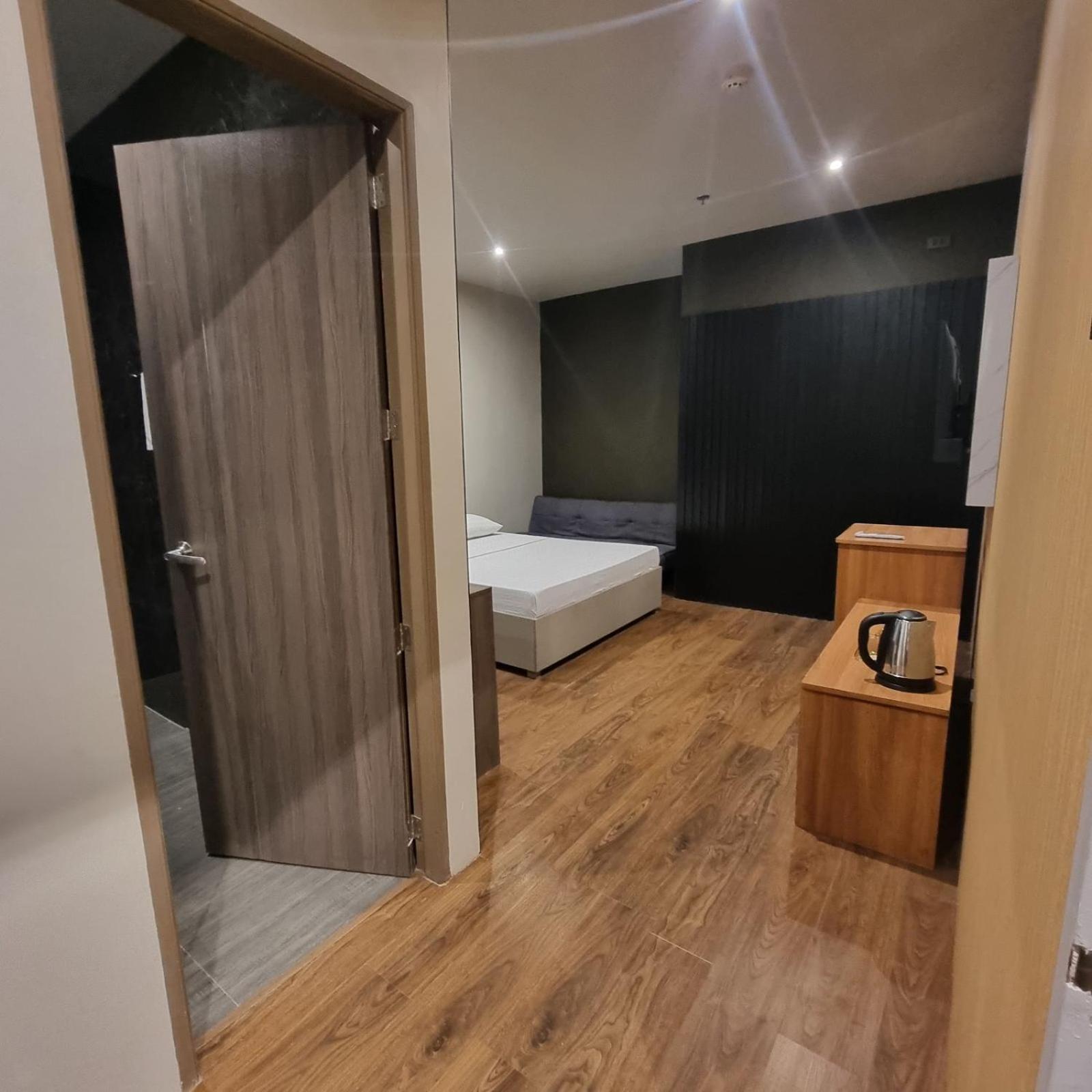 באגויו Eekos Bed And Breakfast מראה חיצוני תמונה