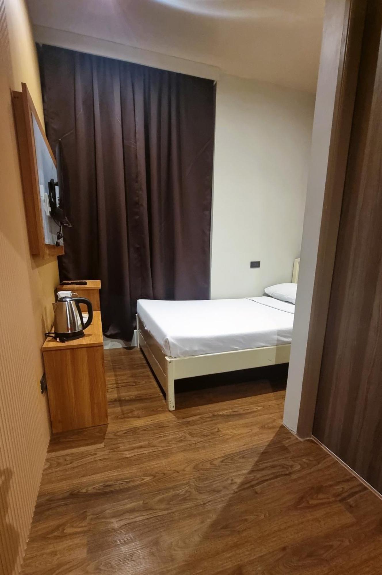 באגויו Eekos Bed And Breakfast מראה חיצוני תמונה