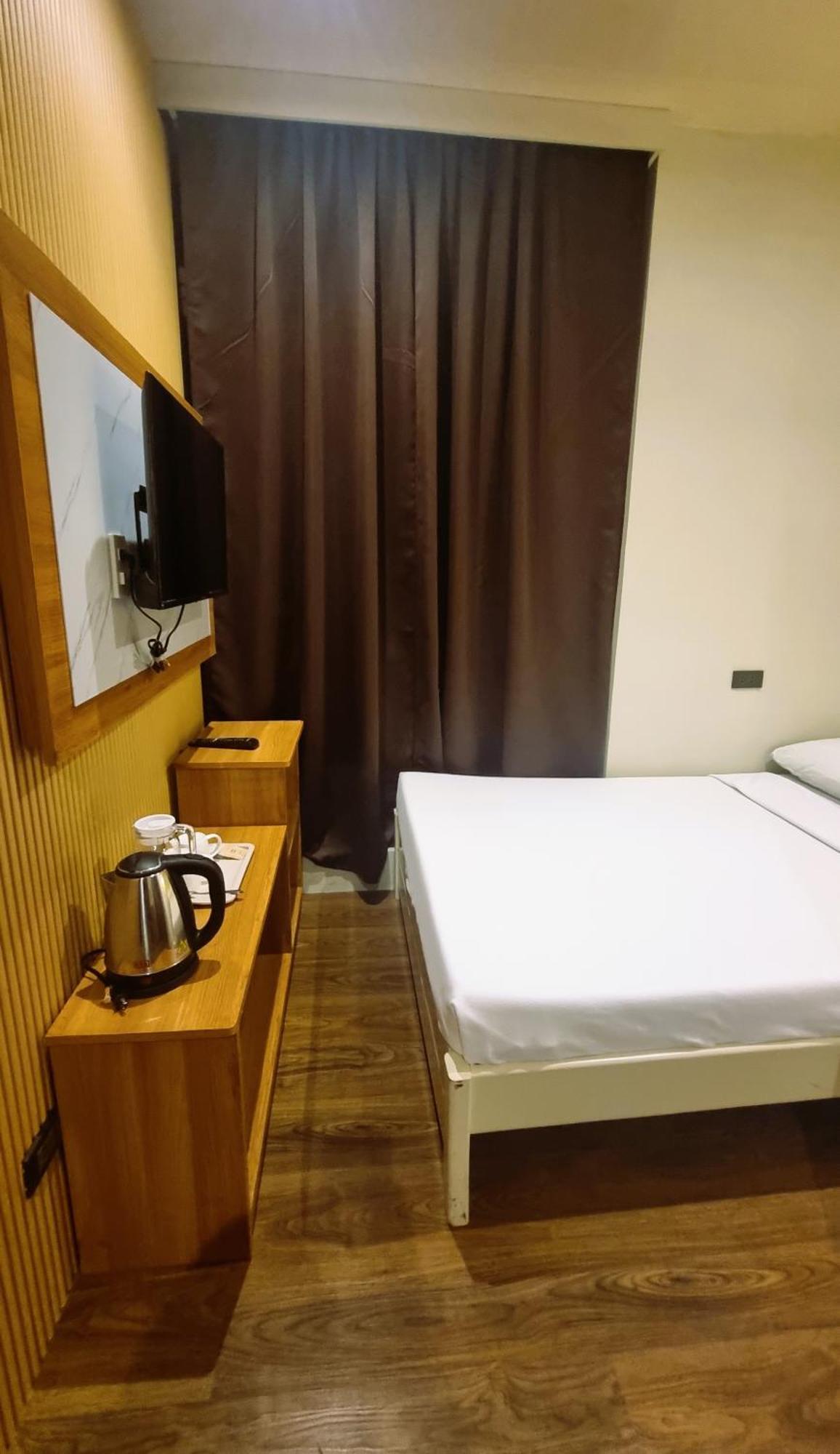 באגויו Eekos Bed And Breakfast מראה חיצוני תמונה